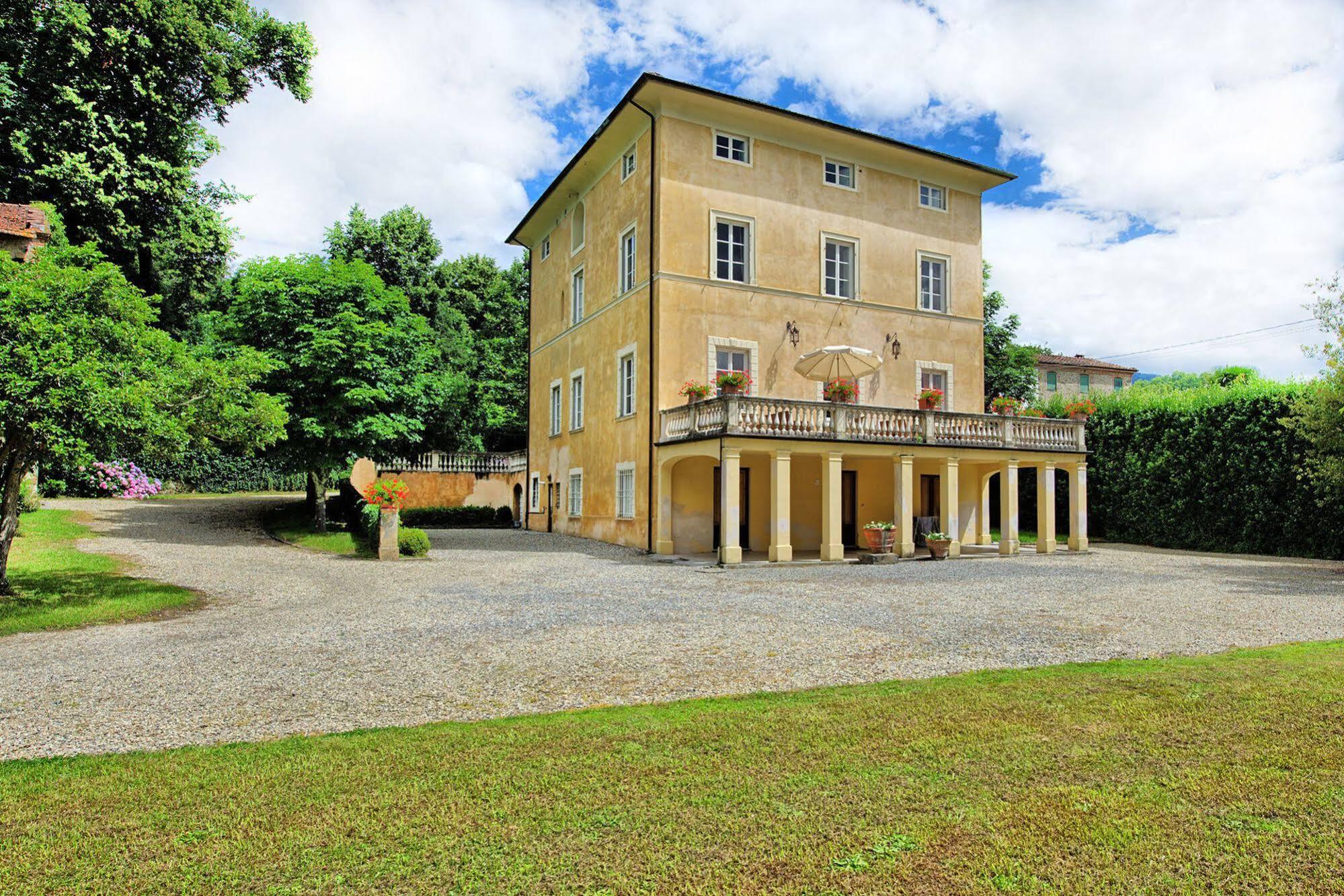 Villa Fiamma By Posarellivillas Piaggiori Εξωτερικό φωτογραφία